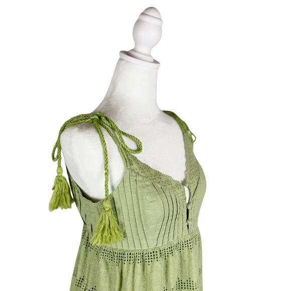 Emilia George Dress Medium - Picture 4 of 9